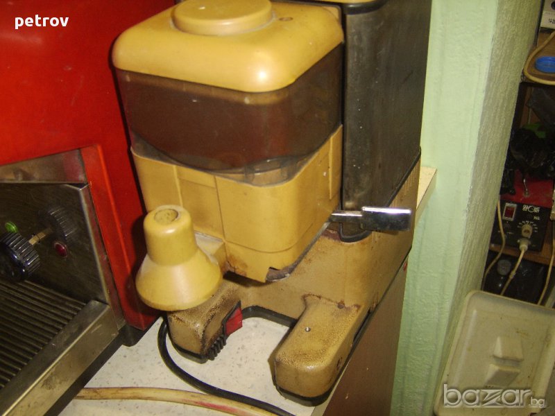 Кафемелачка FEAMA , снимка 1