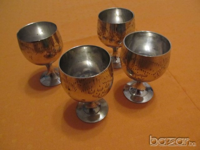 Комплект от 4 красиви чаши за ракия със столчеи  с маркировка _ Внос Англия 