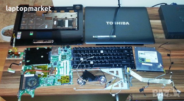 Toshiba Satellite A300D на части