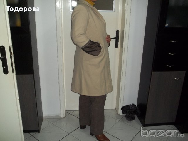 Луксозно дамско палто № М , снимка 2 - Палта, манта - 16827614