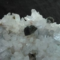 № 67  Млечен кварц,Кварцова друза,Планински кристал, Кристали, Минерали, , снимка 7 - Други - 23887039