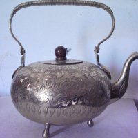 Стар чайник и поднос от месинг, снимка 4 - Антикварни и старинни предмети - 24589866