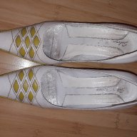 Дамски обувки малък размер № 35, снимка 2 - Дамски обувки на ток - 15126075