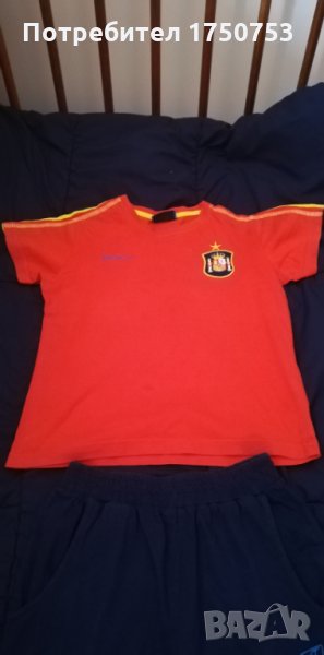 Футболен екип къси панталонки и тениска на Испания с подарък, снимка 1