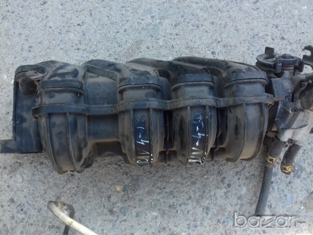 Дроселова клапа и изпускателни тръби за Тойота RAV4