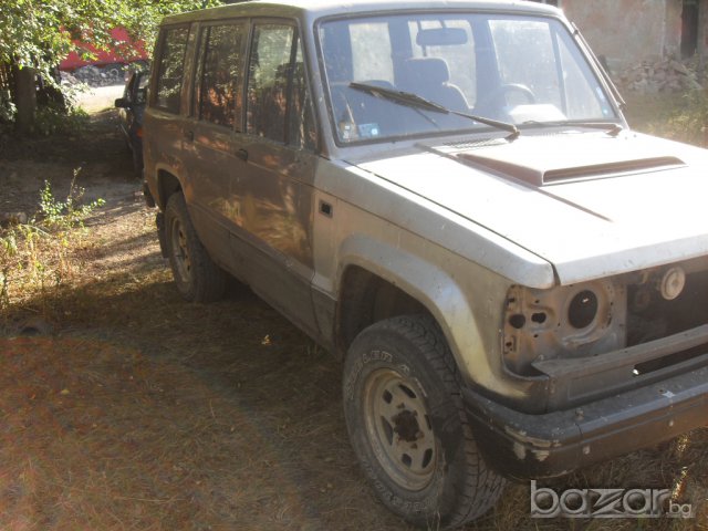 Продавам на части два броя Исузу Трапер - 2.3 бенз.2.6 бенз. / Isuzu Trooper, снимка 7 - Автомобили и джипове - 6606083