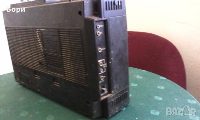 Радиокасетофон SANYO, снимка 4 - Радиокасетофони, транзистори - 22320011