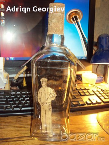 Бутилки с дървени фигури, снимка 7 - Сувенири от дърво - 9868926