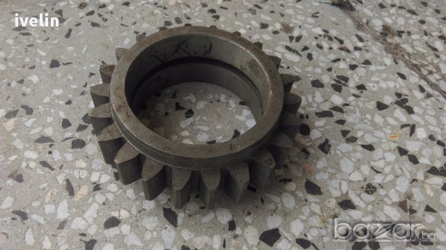 Зъбно колело раздатачна кутия МТЗ