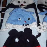 детски ръчно-плетени зимни шапки-3-4г., снимка 6 - Шапки, шалове и ръкавици - 8537025