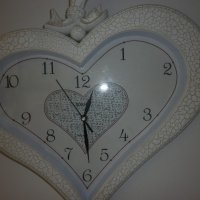 Стенен часовник във формата на сърце Baoli Clock quartz, снимка 6 - Стенни часовници - 18622106