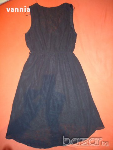 рокля ZARA с дантела- М Размер, снимка 3 - Рокли - 9379489