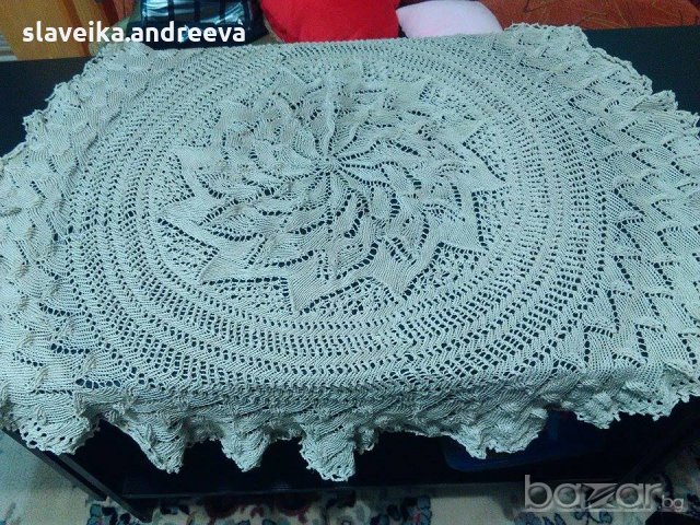 Продавам покривки плетени на 5 куки, снимка 3 - Декорация за дома - 16835687