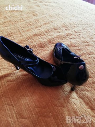 Дамски обувки, снимка 2 - Дамски обувки на ток - 25386974