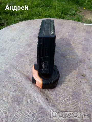 Радио HI-BUSONIC, снимка 3 - Антикварни и старинни предмети - 21375419