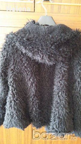 Дамско палтенце, снимка 3 - Сака - 19744859