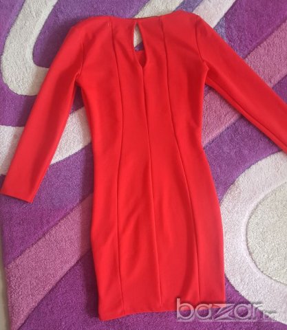 Червена рокля, размер М, снимка 3 - Рокли - 19642852