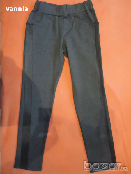 НОВ панталон с кожен акцент -С/М размер, снимка 1