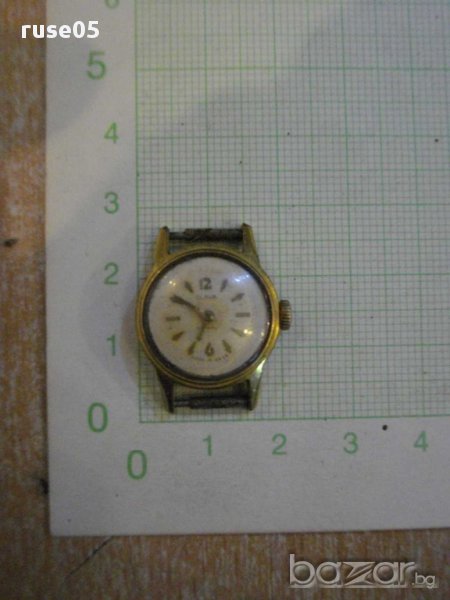 Часовник "SLAVA" дамски ръчен съветски работещ, снимка 1