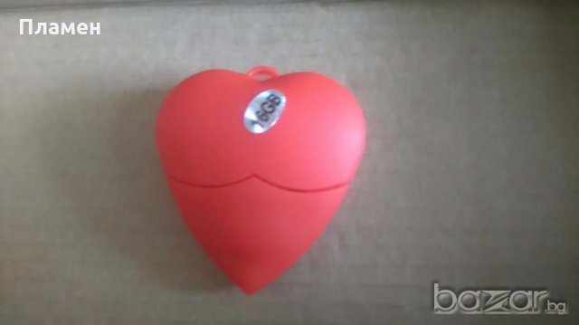 Флашка с формата на сърце 16 GB, подходяща за подарък. flash memory usb