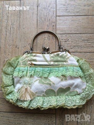 Чанта Expensive, снимка 5 - Чанти - 26156762