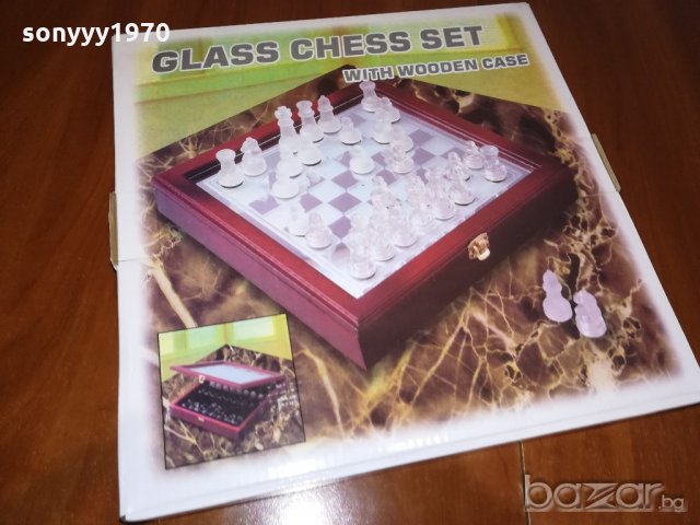стъклен шах в красива дървена кутия-внос швеицария, снимка 6 - Колекции - 21398922