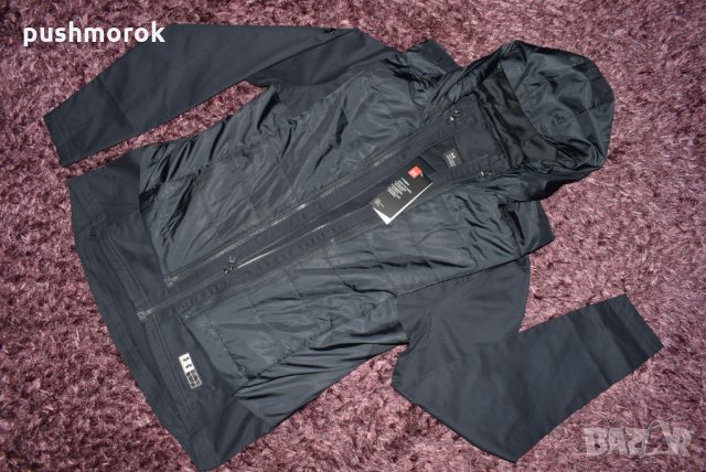 Under Armour Accelerate Jackets & Vests, снимка 1 - Спортни дрехи, екипи - 24229478