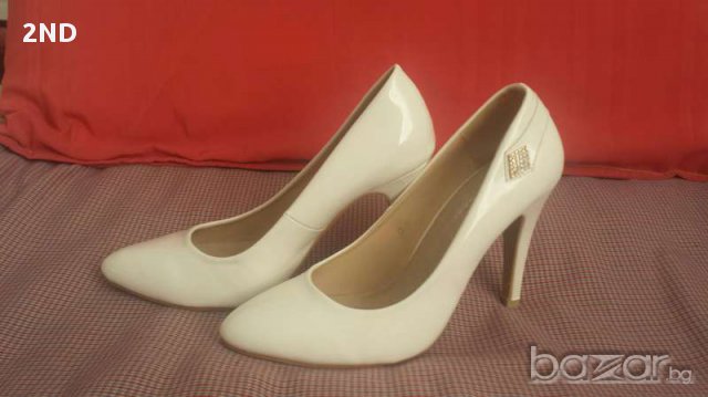 Дамски лачени обувки на висок ток - размер 39, снимка 2 - Дамски обувки на ток - 16861227