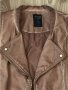 Дамско кожено яке BERSHKA, size M, екокожа, бежово-карамелено, златни ципове, като ново!!!, снимка 7