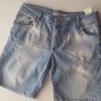 Дънкови къси панталони, размер 26-27, снимка 1 - Дънки - 18696401