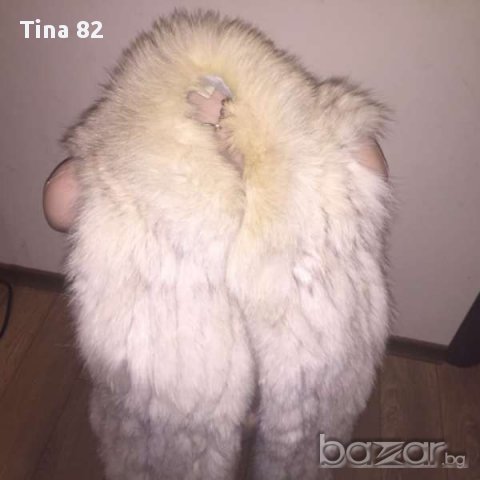 Дамски елек сребърна лисица -естествен косъм , снимка 2 - Елеци - 13444833
