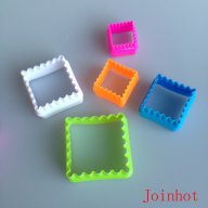 5 бр квадрати къдрави пластмасови резци форми за украса бисквитки сладки тесто фондан резец форма, снимка 1 - Форми - 17285764
