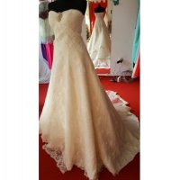 луксозна сватбена булчинска рокля с бижу, снимка 4 - Сватбени рокли - 23915180