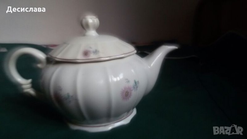 Ретро порцеланов чайник от 1937 година, снимка 1