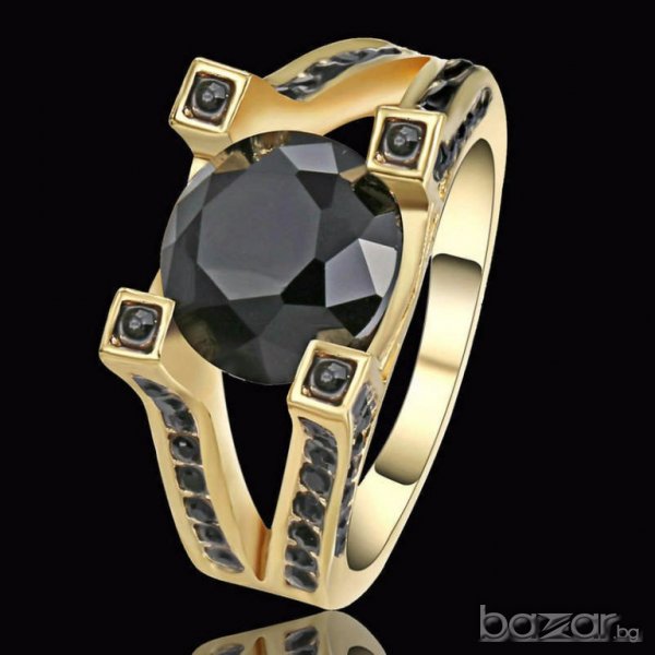 Пръстен №53 с Черен Сапфир и жълто родиево покритие, снимка 1