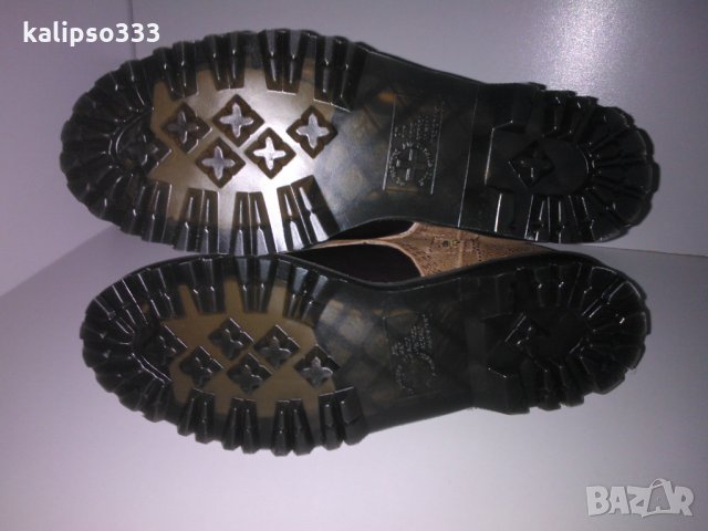 Dr Martens оригинални обувки, снимка 5 - Дамски боти - 24669270
