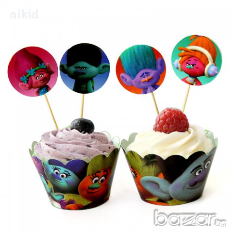 Тролчета Trolls 12 бр топери и кошнички украса декорация за мъфини кексчета торта и парти