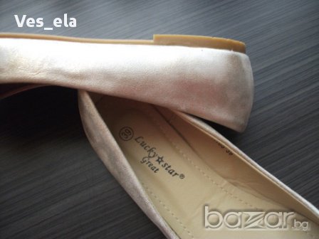 Златисти балеринки с камъни, снимка 4 - Дамски ежедневни обувки - 9914428