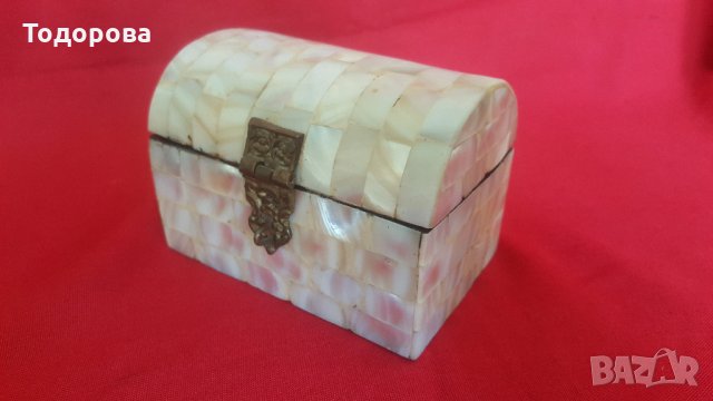 Седефена кутийка за бижута