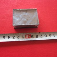 Страхотна стара кутийка кутия поставка метален кибрит, снимка 1 - Колекции - 25747696