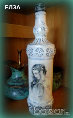 Ръчно декорирана бутилка "Офелия" , снимка 1