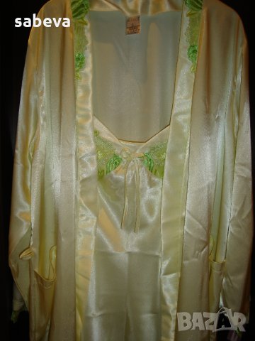 Нова сатенена ношница с халат , снимка 1