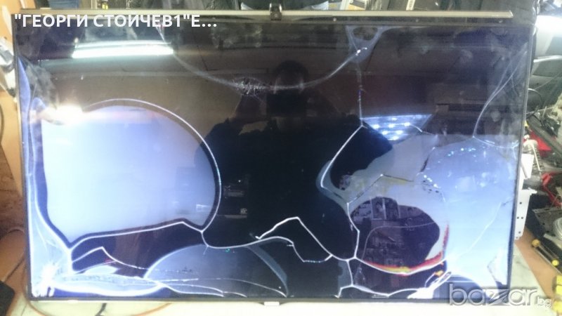 UE40F8090SL  СЪС СЧУПЕН ПАНЕЛ, снимка 1