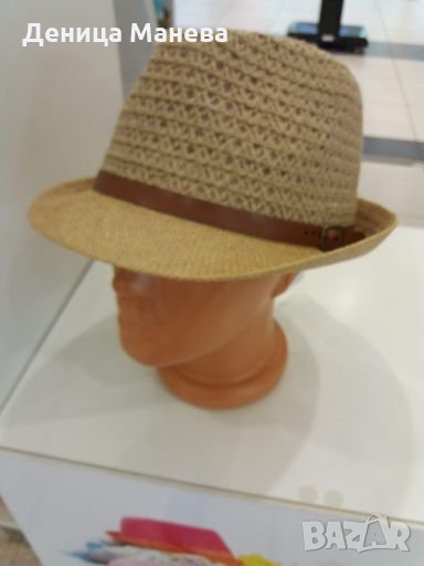 Дамска шапка, снимка 1
