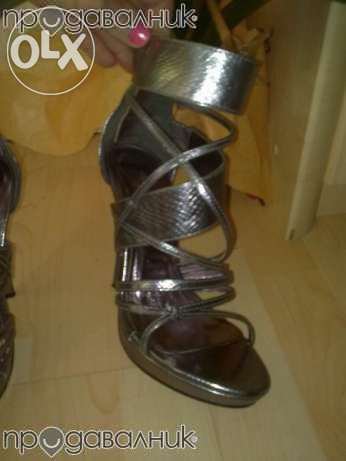 Carlotte Russe - стилна обувка в Дамски обувки на ток в гр. Ловеч -  ID11202146 — Bazar.bg