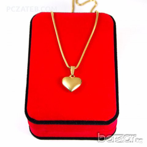 Медальон "Златно сърце", снимка 1 - Колиета, медальони, синджири - 16345834