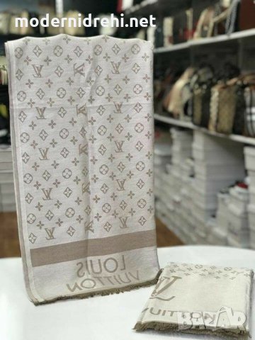 Дамски шал Louis Vuitton бежави, снимка 1 - Шапки - 21906275