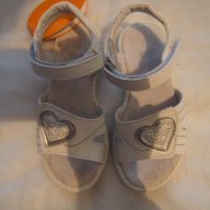 Детски сандал, снимка 1 - Детски сандали и чехли - 13327170