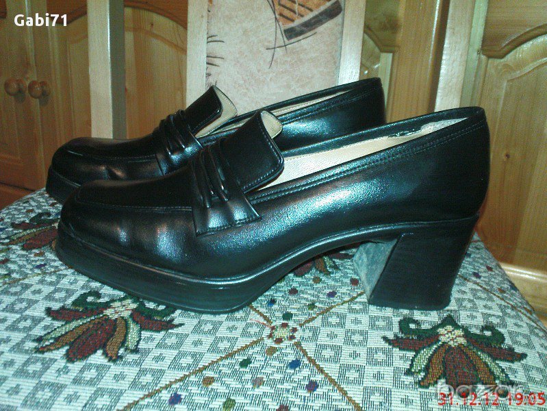 Обувки дамски есенопролетни от естествена кожа в отлично състояние № 39, 25 лв., снимка 1