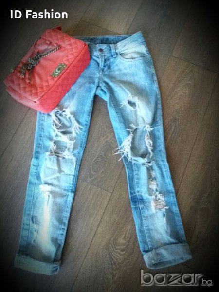 Накъсани дънки, снимка 1